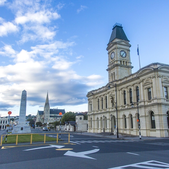 affordable flights to Hamilton - BookMytrip